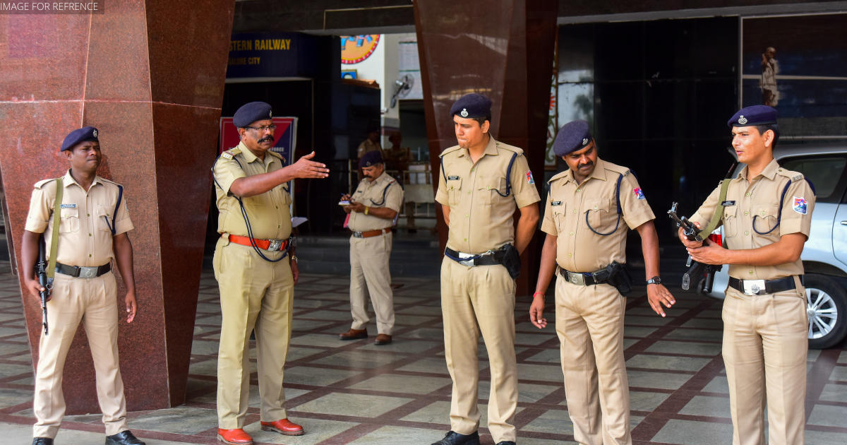 RPF arrested 341 IRCTC agents involved in ticket touting under month-long pan-India drive 'Operation Uplabdh'